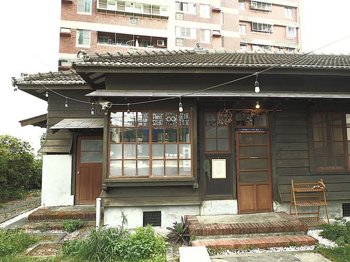 新化老街、新化武德殿、日式宿舍群與蘇家古厝，附掛記憶中的好味道 — 成功醬油、正豐蔴油廠