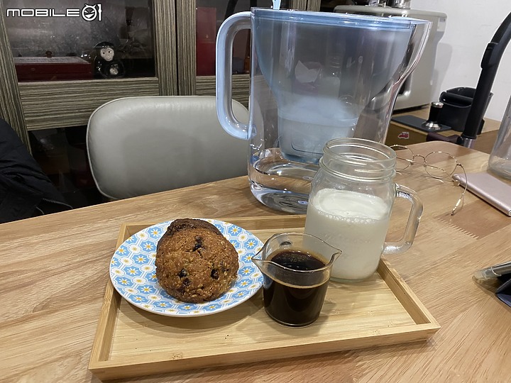 點我看大圖 BRITA ecoStyle環保純淨濾水壺用芯過濾全家喝的每一滴水~簡單喝水也可以很安心