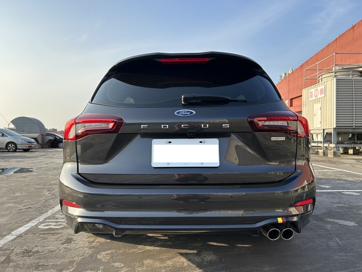 <近七萬公里心得分享> 2023 Ford Focus Wagon ST-line X (BZ) 尊爵灰 (2024/01更新)