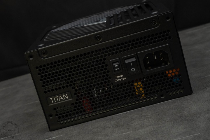 極致靜音 ATX 3.0 Ready!MONTECH TITAN GOLD 1000W 電源供應器開箱