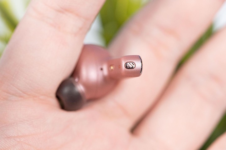 點我看大圖 JBL Live Pro 2 開箱 對比 AirPods Pro 2 和 Galaxy Buds2 Pro
