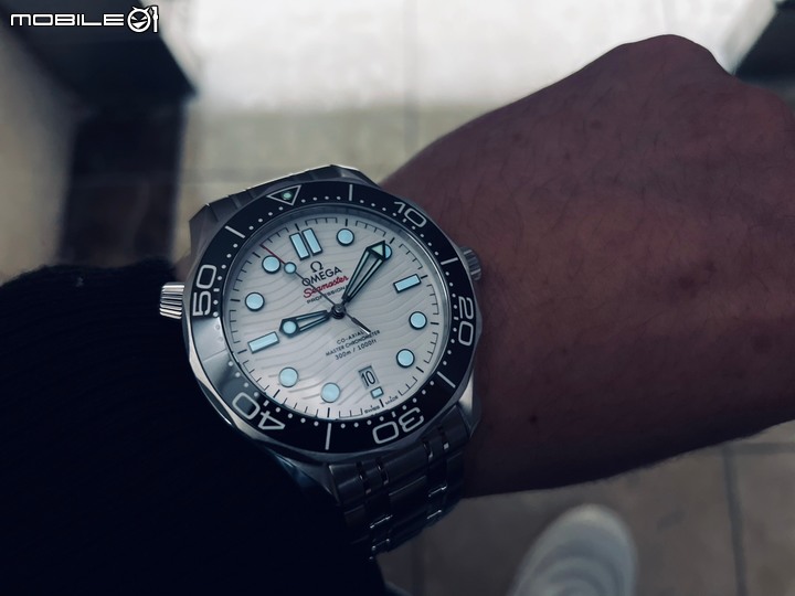 「分享」Omega seamaster 300 diver -白面鋼帶