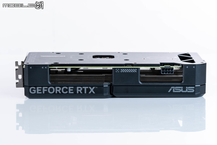 ASUS GeForce RTX 4070 Dual 顯示卡開箱實測 散熱造型雙重升級的效能小巨人