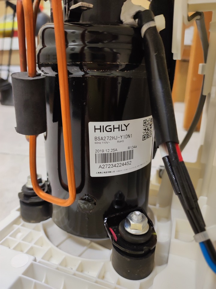 日立RD-12BR 6L除濕機 拆解清潔 找異音
