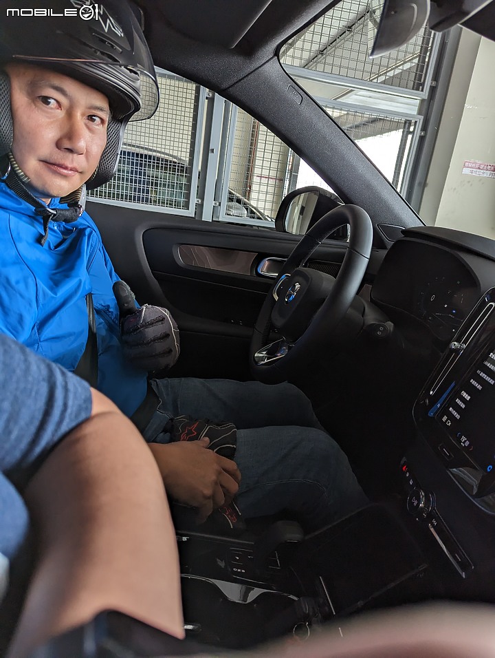 點我看大圖 【麗寶賽道試乘體驗】極具震撼的VOLVO XC40 Recharge