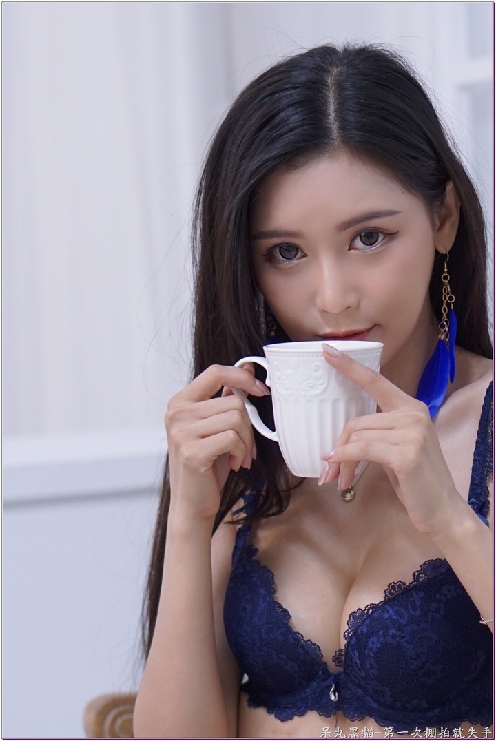 第一次棚拍就失手 ~ 初次才是最美 許玲玲