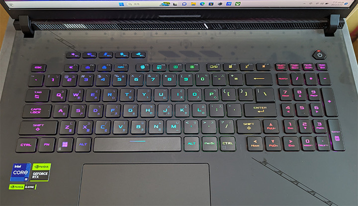 終於等到ROG SCAR 18 G834JZ入手～