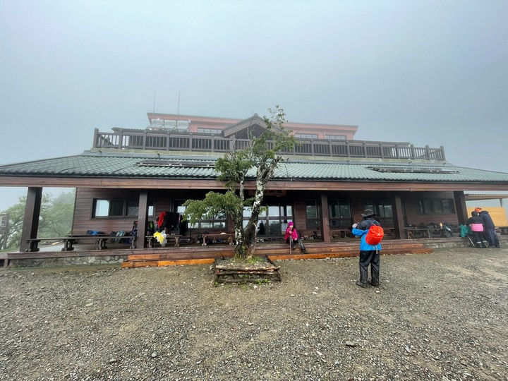 【台灣百岳】雨天登奇萊南峰可以嗎? 初心者爬百岳首選之一!