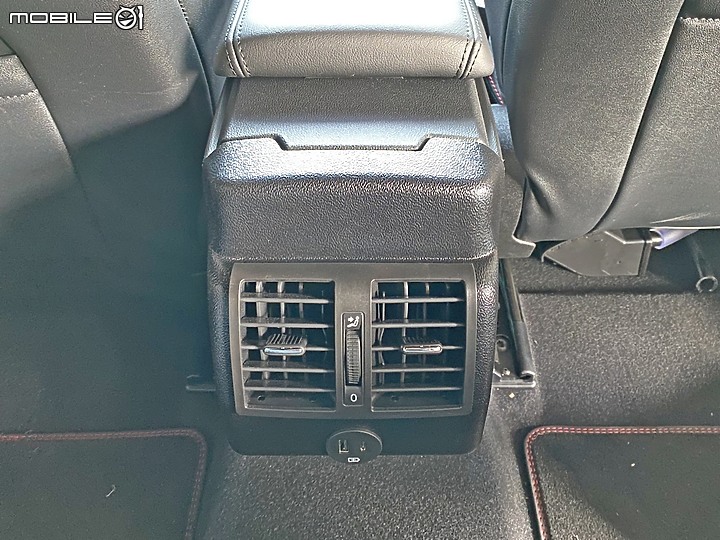 出旅行車我就買+有後座出風口我就買=準備來訂車!