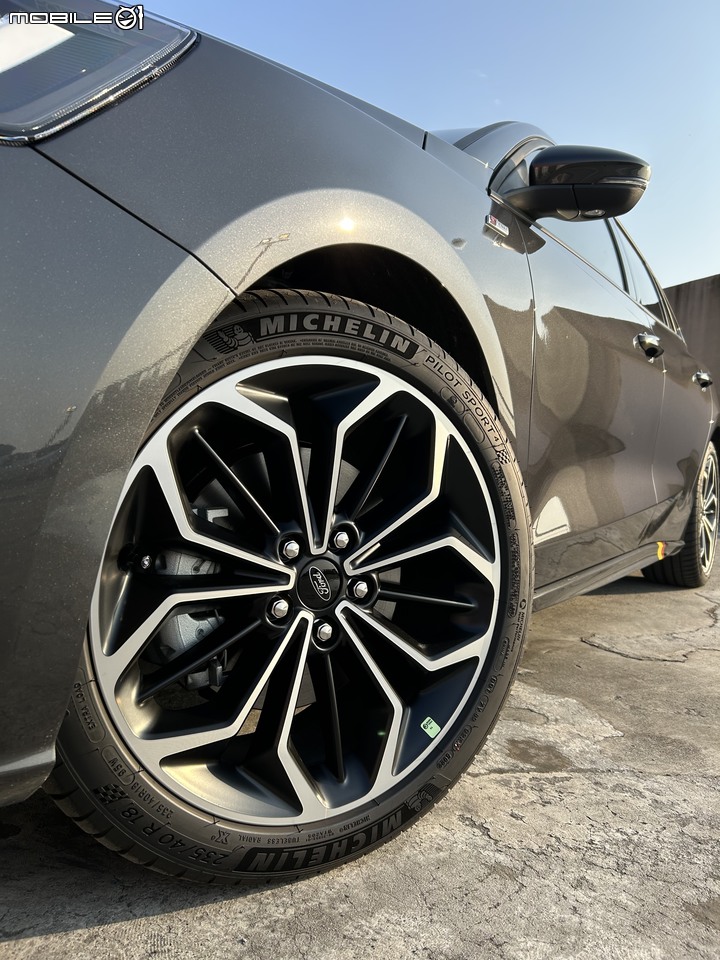<近七萬公里心得分享> 2023 Ford Focus Wagon ST-line X (BZ) 尊爵灰 (2024/01更新)
