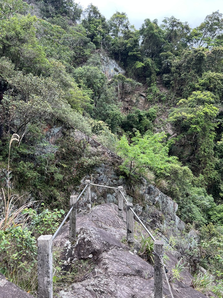 爬山美食文藝網美的一個下午