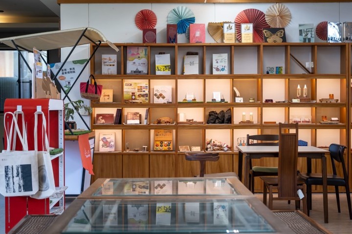 臺南家具產業博物館│從展覽、收藏、DIY課程感受歷史脈絡