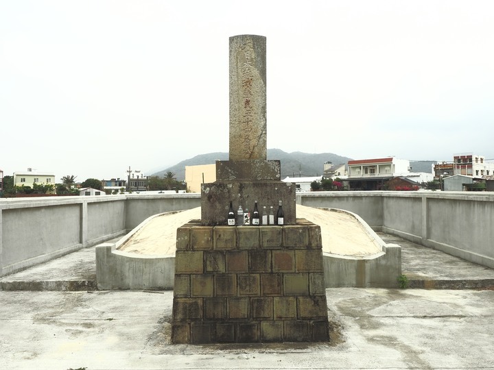 琉球國民五十四名墓、明治七年討蕃軍本營地紀念碑、石門古戰場、牡丹社事件紀念公園、西鄉都督遺績記念碑與忠魂碑、高士神社、港仔大沙漠｜八瑤灣 — 【1874年牡丹社事件】場景 — 恆春半島歷史場景旅程之二