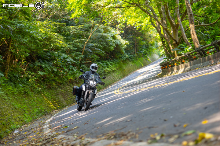 KTM 390 Adventure長途試駕｜狂奔580km直上武嶺 這車是黃牌多功能車的天花板嗎？