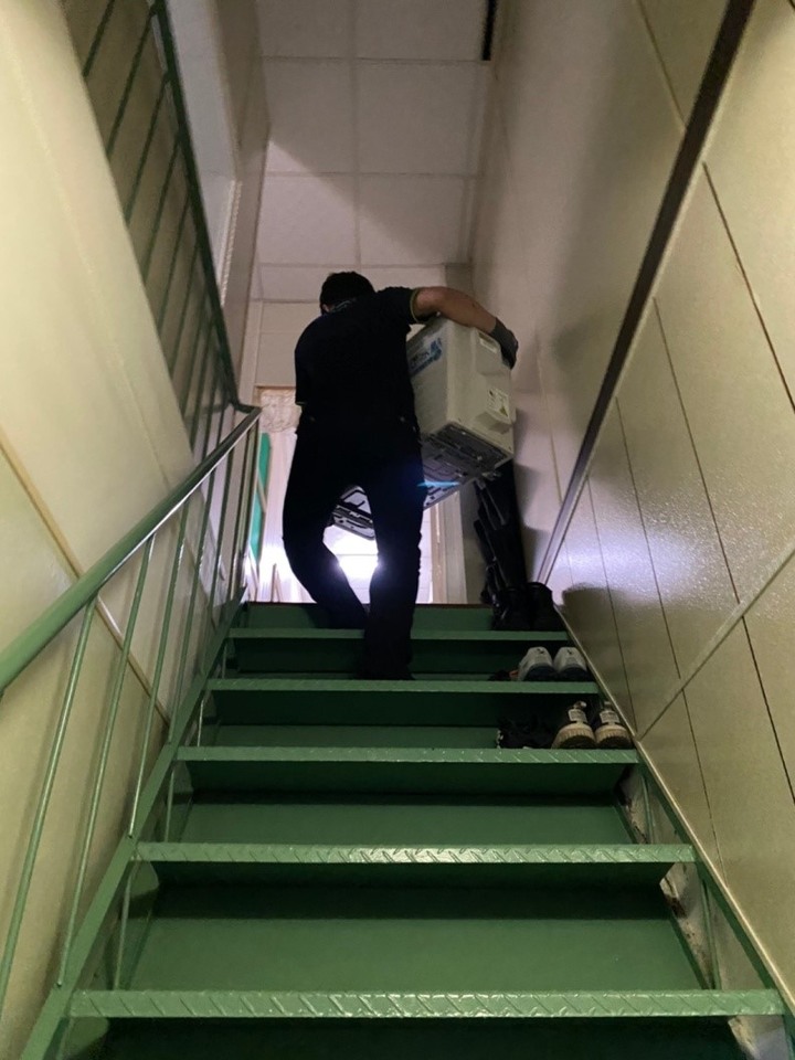 簡單開箱分享冰點的變頻冷氣(冷暖型)