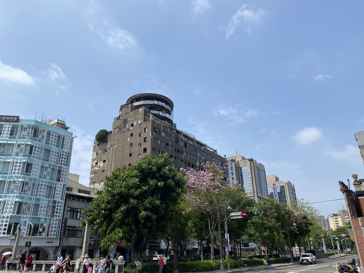 就像樂高一樣,中年男子組電腦組的不是PC,而是情懷