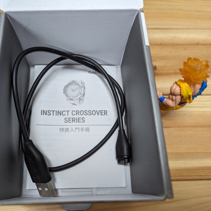 :::::Garmin instinct crossover solar:::::二手開箱:::::