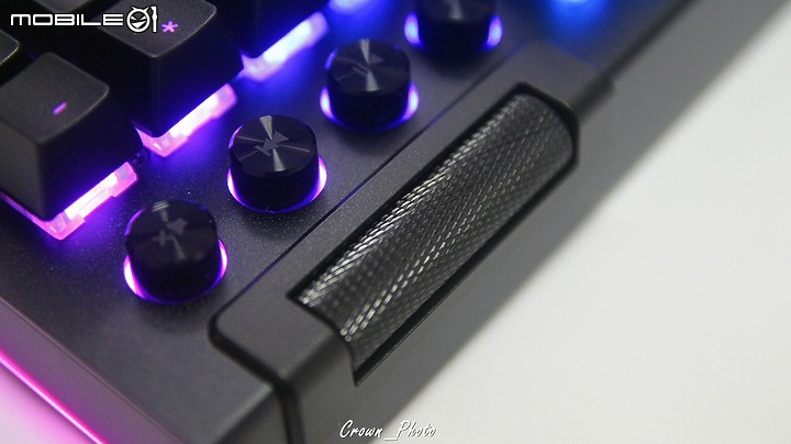 Razer BlackWidow V4 Pro 雷蛇黑寡婦蜘蛛幻彩版 把玩心得