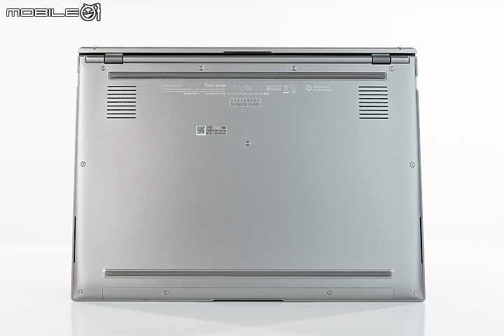 ASUS Zenbook S 13 OLED（UX5304） 測試報告｜超越極致輕薄的美學筆電
