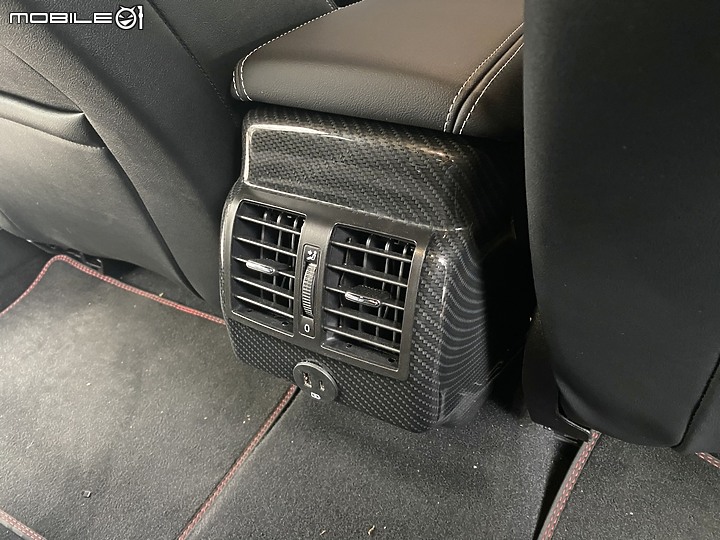 出旅行車我就買+有後座出風口我就買=準備來訂車!