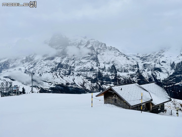與Kuga Hybrid ST Line的瑞士壯遊之旅