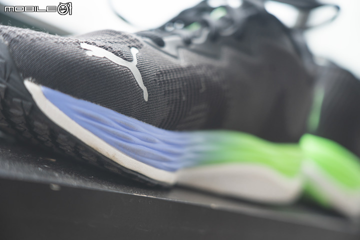 PUMA Velocity Nitro 2 Fade氮氣跑鞋評測|迅捷貼地、爆發穩定!