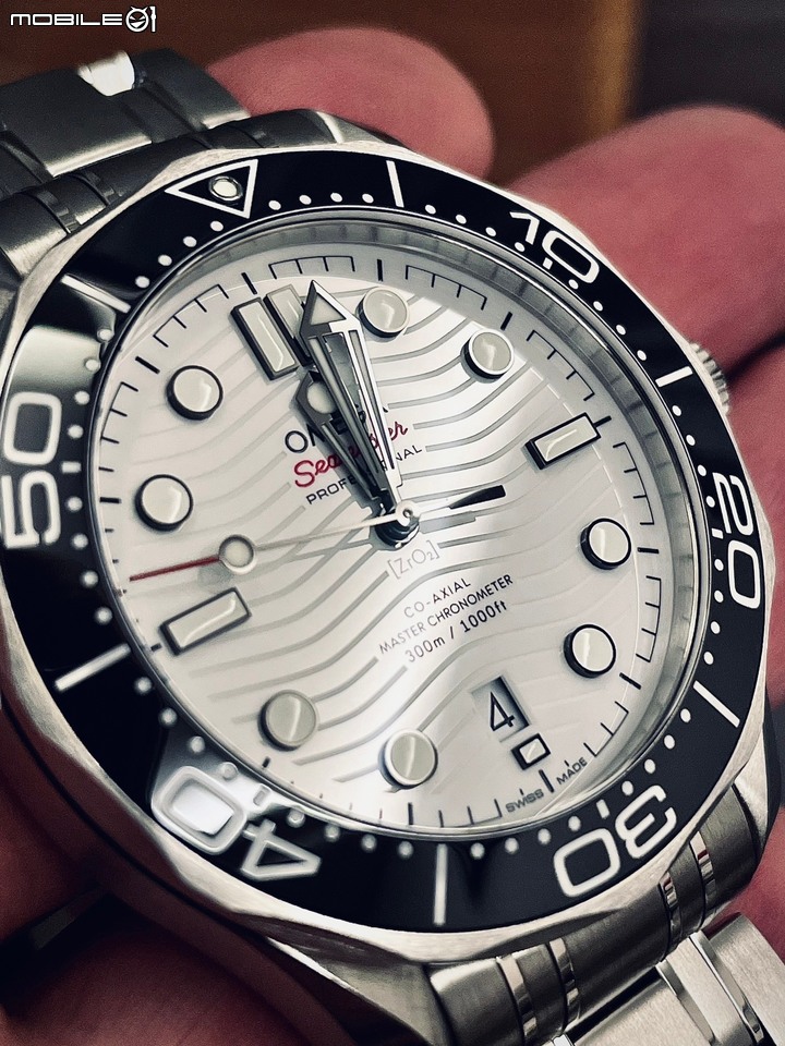 「分享」Omega seamaster 300 diver -白面鋼帶