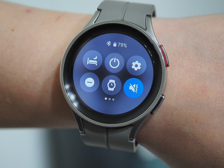 三星 Galaxy Watch5 Pro 不僅能隨時了解身體狀況 更是伴你戶外運動的好夥伴