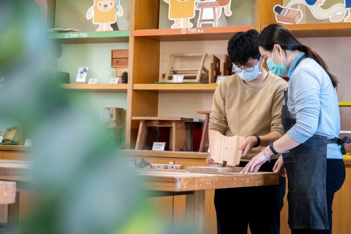 臺南家具產業博物館│從展覽、收藏、DIY課程感受歷史脈絡