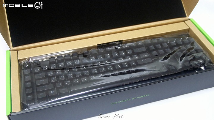 Razer BlackWidow V4 Pro 雷蛇黑寡婦蜘蛛幻彩版 把玩心得
