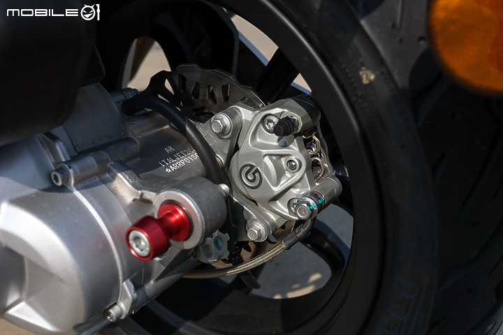 Italjet Dragster 200 ABS 特仕版 試駕｜純粹且硬派的骨感 無需過多的外殼包裝
