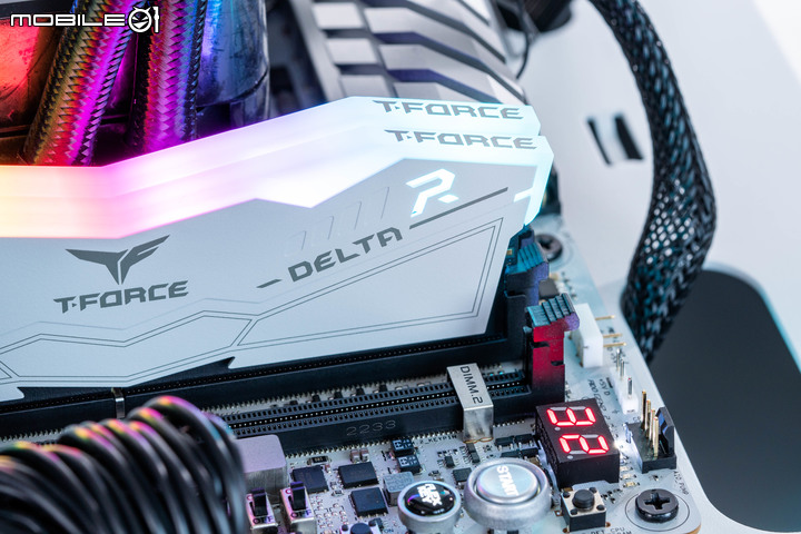 十銓 T-FORCE DELTA DDR5-7200 RGB 記憶體開箱實測 高時脈性能記憶體的敲門磚
