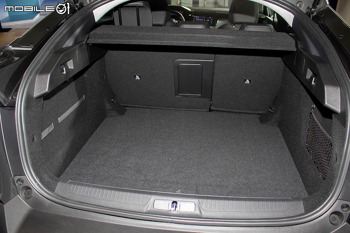 【採訪】Peugeot 408 先行預賞,採Allure、GT雙車型設定、預計六月底正式上市!