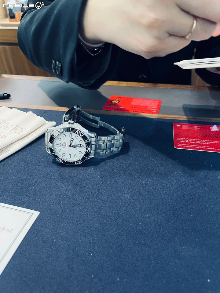 「分享」Omega seamaster 300 diver -白面鋼帶