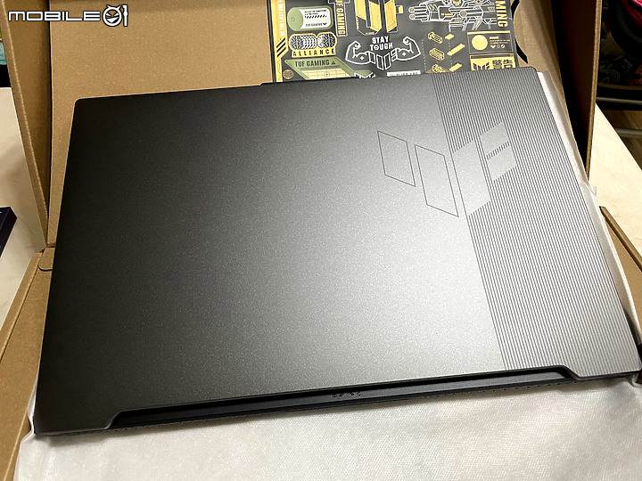 最近買 TUF GAMING FX707ZM 的心得分享