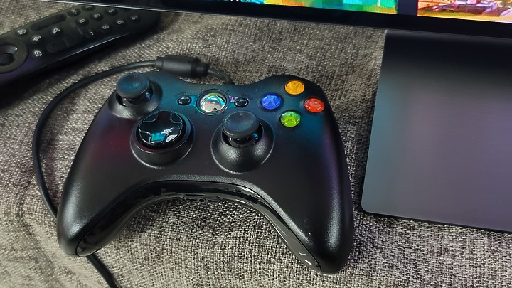一隻手把即可玩大作 GeForce NOW with LG C2 設定心得