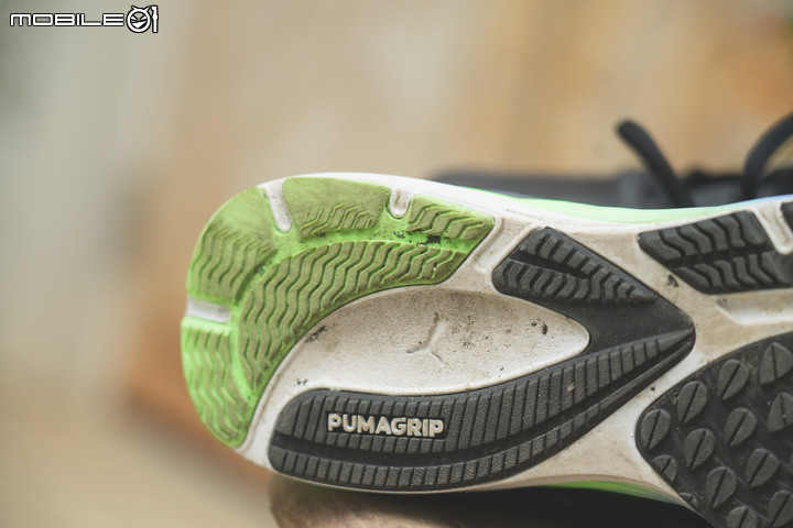 PUMA Velocity Nitro 2 Fade氮氣跑鞋評測|迅捷貼地、爆發穩定!
