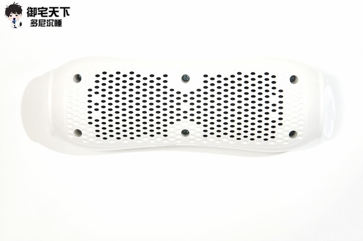 開箱|【SANSUI 山水】小綠能除濕器 SDR-120 - 台灣製造小型除濕機,幫衣櫃除濕無耗材免排水!