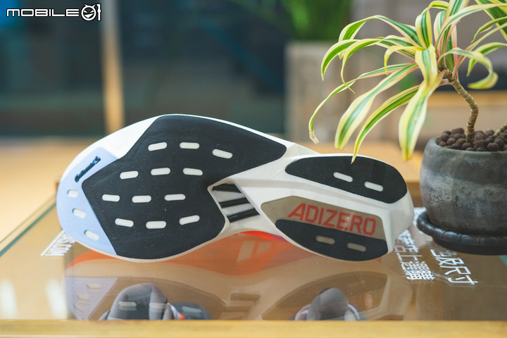 【採訪】adidas ADIZERO跑鞋家族新色搶先看！全系列領域展開