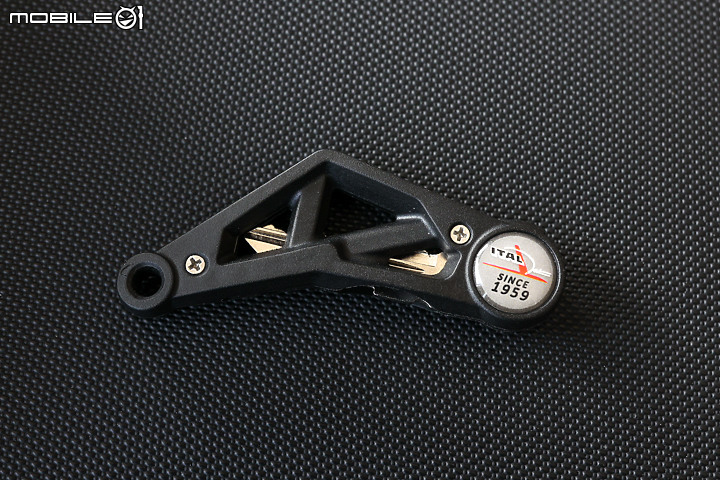 Italjet Dragster 200 ABS 特仕版 試駕｜純粹且硬派的骨感 無需過多的外殼包裝