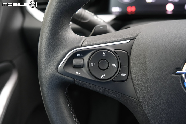 Opel Grandland 德國試駕｜小排氣量高效動力、中型休旅車市場新面貌！
