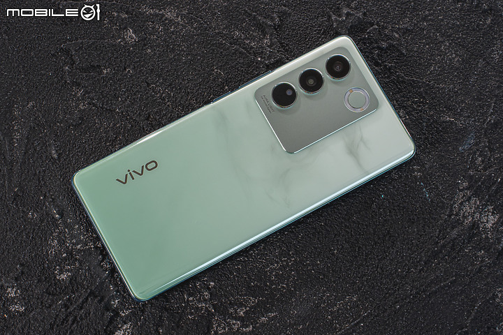 vivo V27 5G 體驗|柔光燈回歸的中高階人像美機!