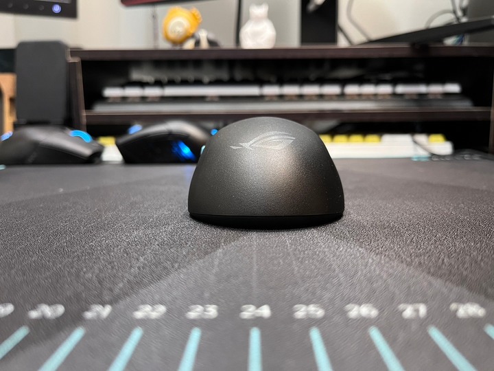 //VIK開箱//ROG Harpe Ace 無線電競滑鼠 + ROG Hone Ace 電競滑鼠墊開箱體驗