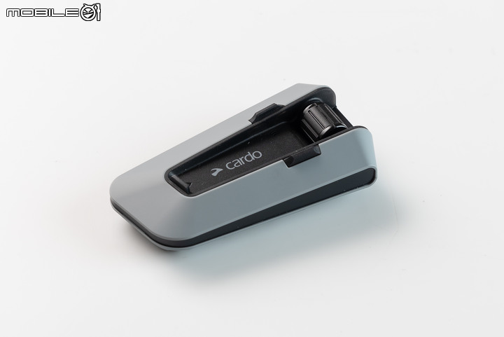 Cardo Packtalk Custom 開箱｜首款訂閱制藍牙耳機登場！是商業陰謀還是更划算的選擇？