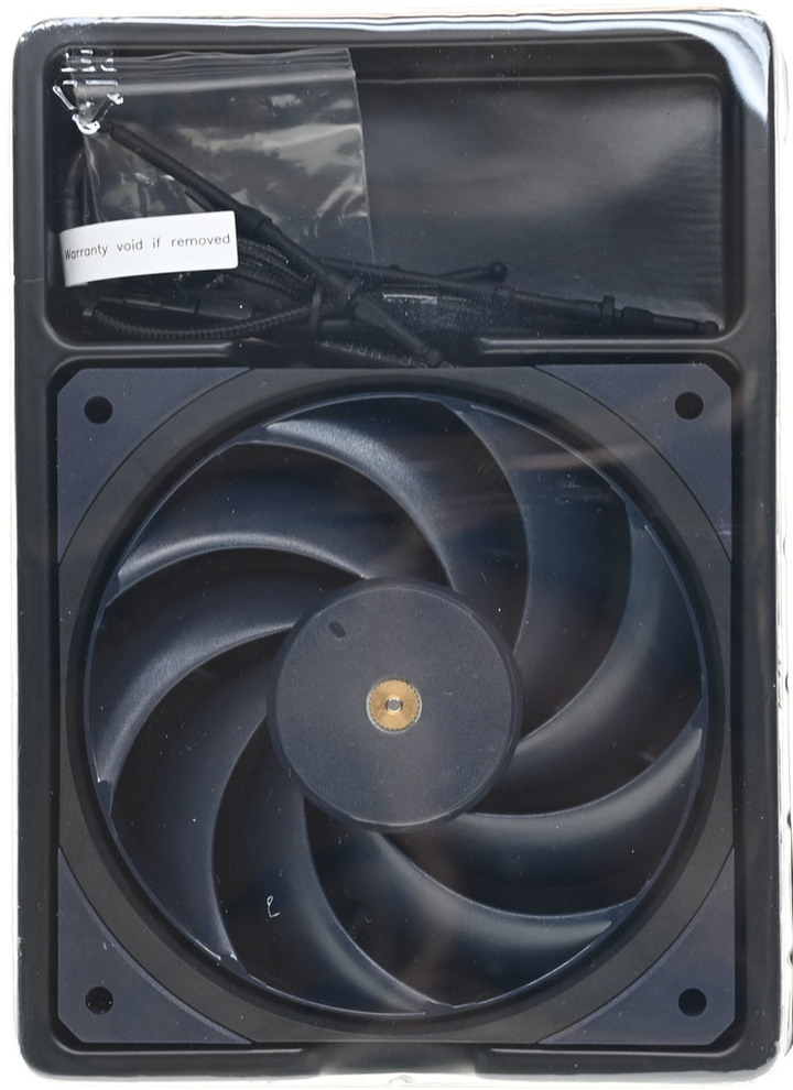 點我看大圖 Cooler Master MOBIUS 120 OC開箱簡測