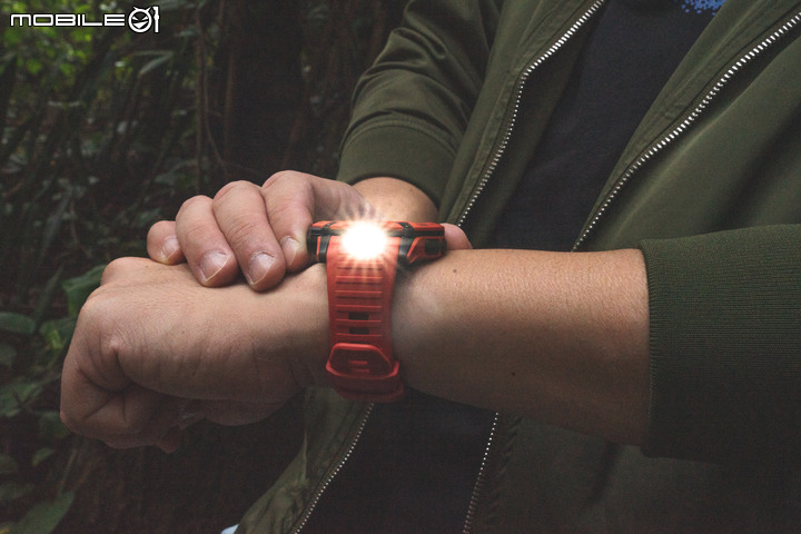 Garmin INSTINCT 2X Solar 本我系列錶款開箱｜首度導入LED手電筒、高CP值探險鉅作！