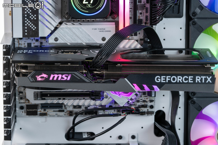 微星 GeForce RTX 4060 Ti GAMING X TRIO 8G 顯示卡開箱實測 以大開口散熱提供更高運作效能