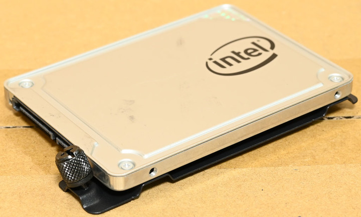點我看大圖 Antec Performance 1機殼開箱