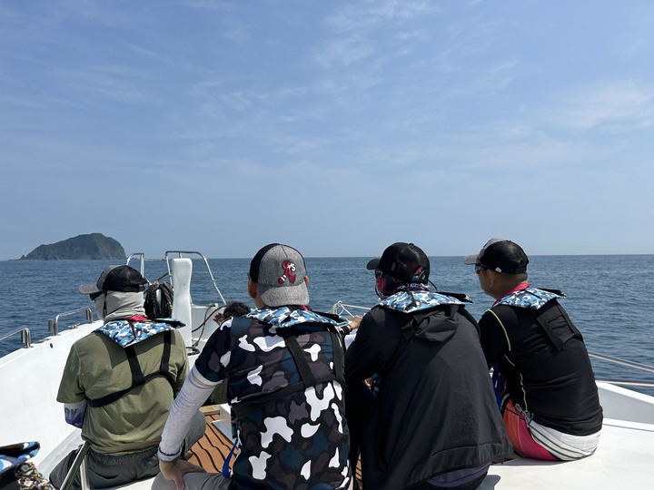 沒有雨的基隆(嶼)登島健行記