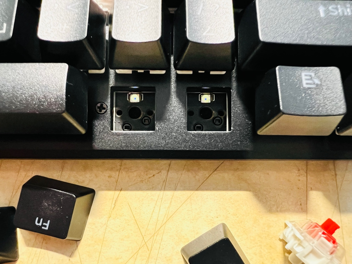 iRocks k74m 不專業開箱